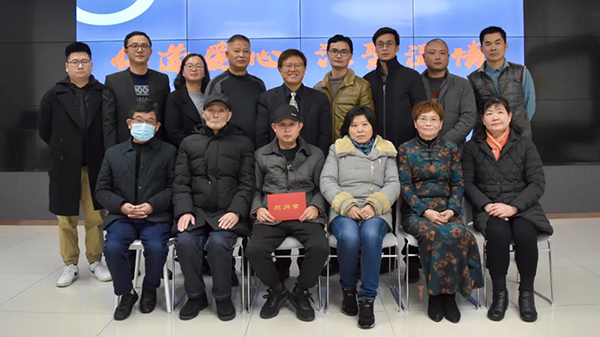成年人草莓视频公司找草莓视频IOS在线观看