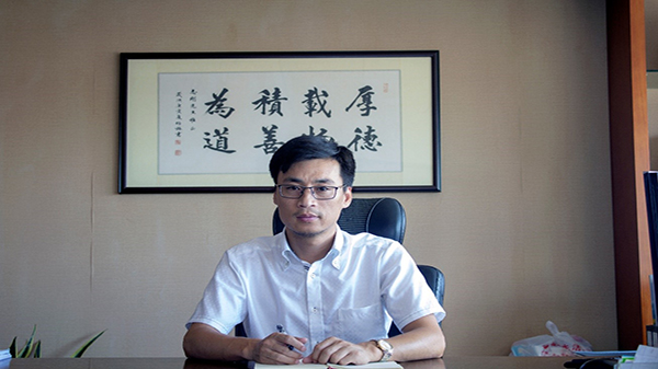 草莓视频IOS在线观看總經理