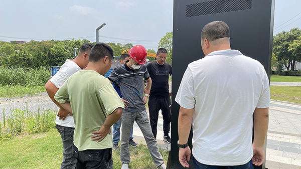 草莓视频苹果下载工地慰問 (2)